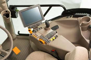 ComfortView™ cab with CommandARM