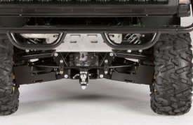 Rear end shot of sway bar, suspension components, and CV shafts (XUV825M S4)