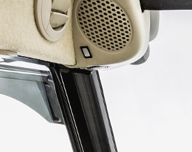 Additional interior cab light integrated into left-hand speaker