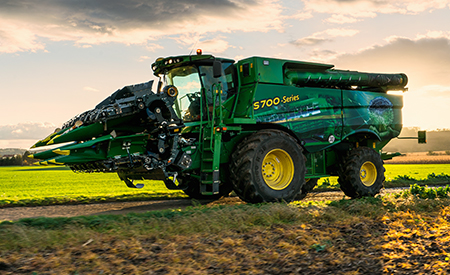 With the S-Series you´ll spend less time travelling to the field and harvest more hectares faster
