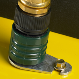Mower wash port with locally purchased hose connector
