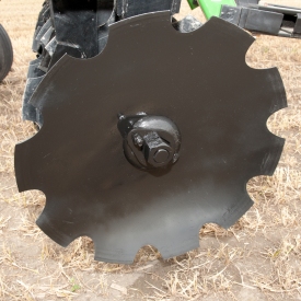 Notched disk blades available in three sizes