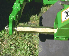 Extended left-hand hitch pin