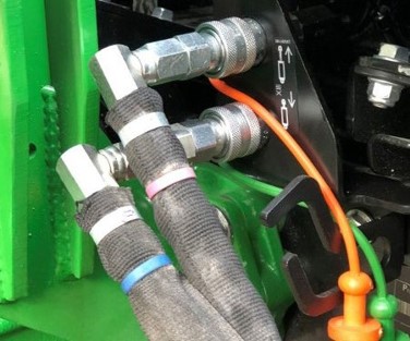 120R loader connection location on 1E and 1R tractor