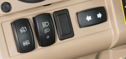 Turn signal switch (right)