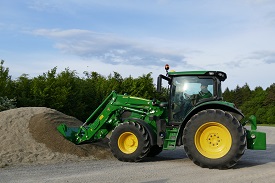John Deere R-Series Loaders are available with different types of leveling systems